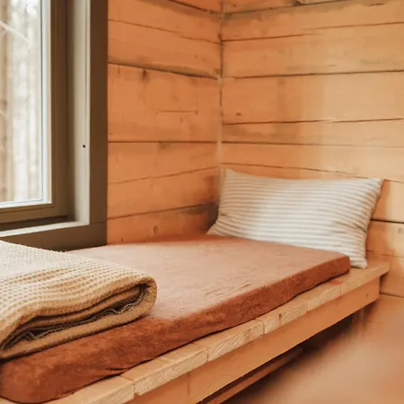 Glamping Olivia V Lese Radic