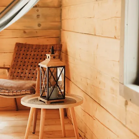 Glamping Olivia V Lese Luxussátor Radic