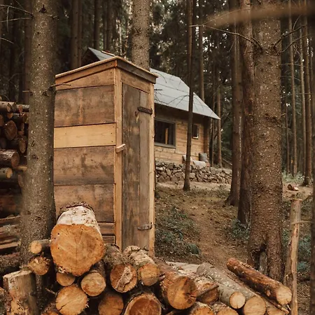 Glamping Olivia V Lese * Radic